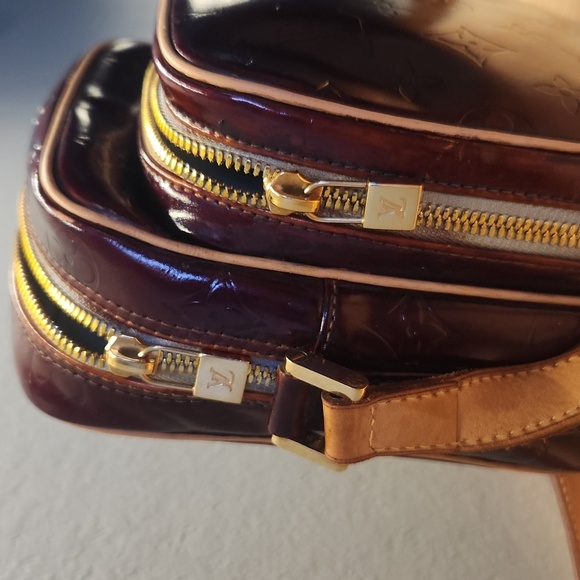 Louis Vuitton Vernis Wooster Crossbody, Custom Color - Picture 5 of 16